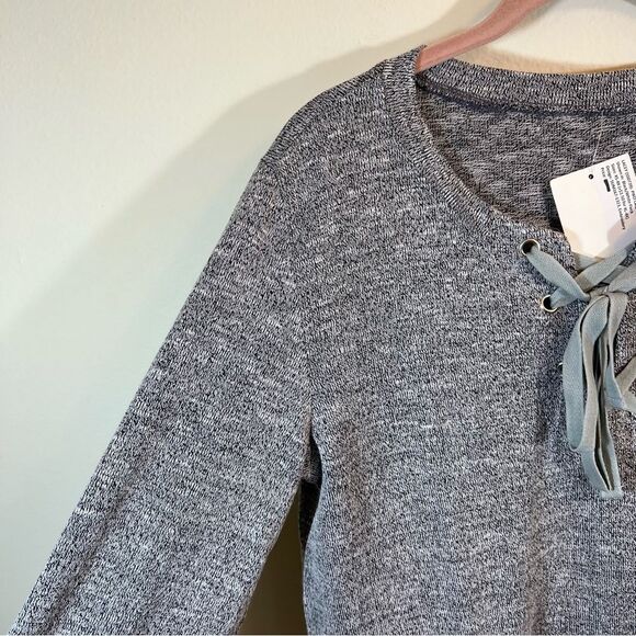 Summit Gray University of Washington Lace Up Sweatshirt Medium NWT - Picture 6 of 13